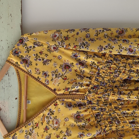 Max Studio Dresses & Skirts - MAX STUDIO I V-Neck Long Sleeve Smocked Yellow Floral Flutter Mini Dress, S